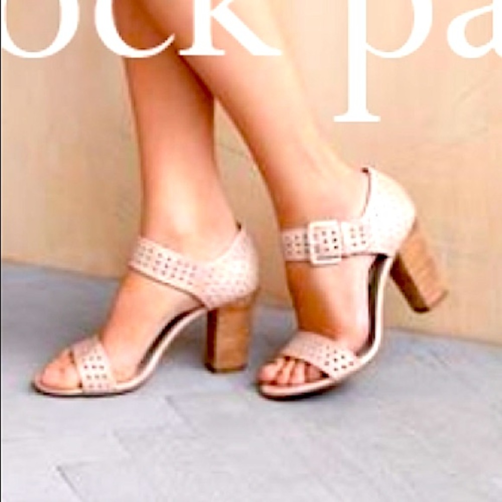 Ecco Omak Leather Stacked Block Heel Sandals in Rose Dust (nude) Size 38 / 7.5-8